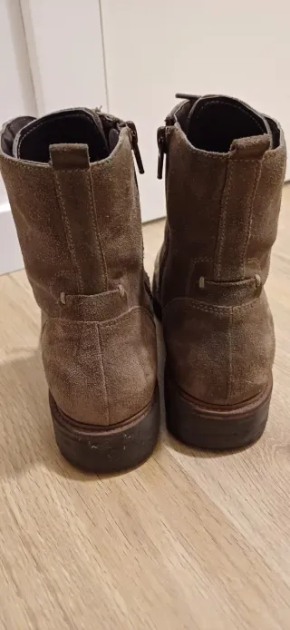 Botas Casas cordones ante marrón