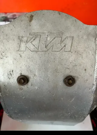 Cubrecarter KTM 250F 4T Aluminio