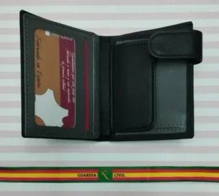 CARTERA MONEDERO PIEL DISEÑO GC + REGALO PULSERA