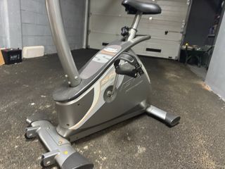 Bicicleta Estática BH Fitness