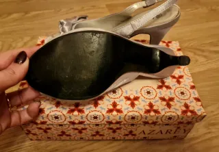 Zapatos de tacón plateados Azarey talla 39