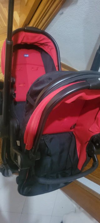 Silla gemelar roja