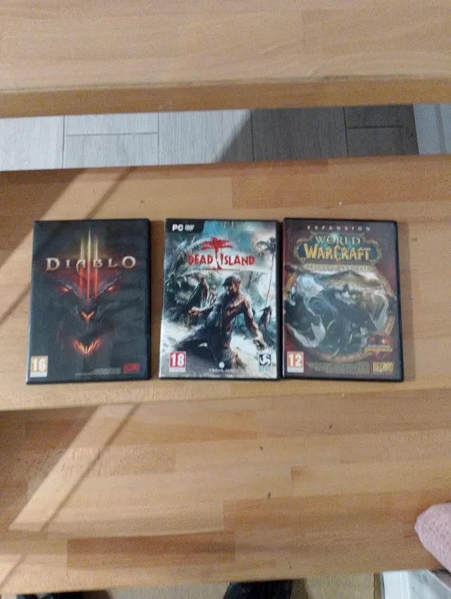 Juegos PC: Diablo, Dead Island, WoW