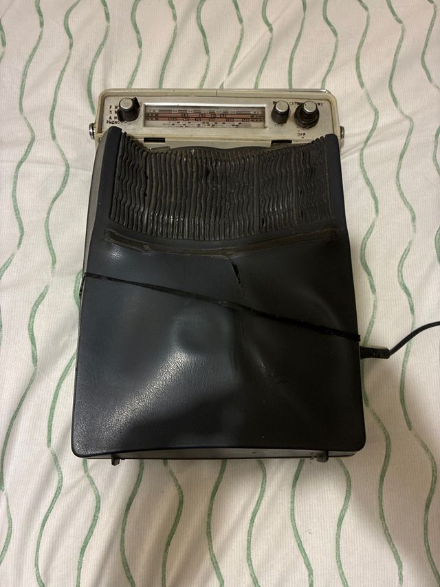 Tocadiscos Radio Aiwa P-172