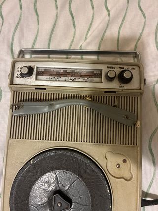 Tocadiscos Radio Aiwa P-172