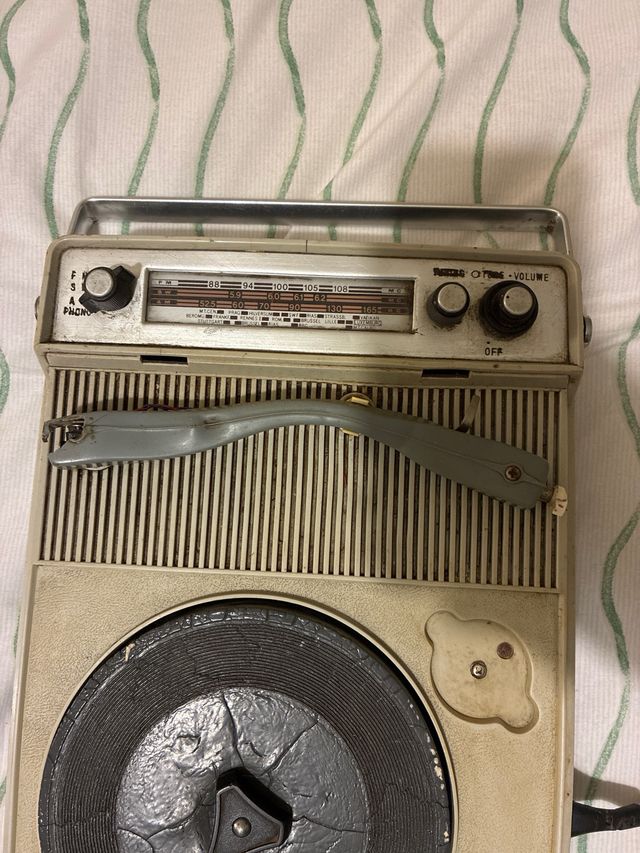 Tocadiscos Radio Aiwa P-172