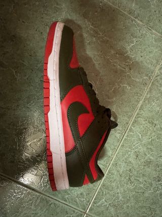 Zapatillas Nike Dunk Marrón y Rojo