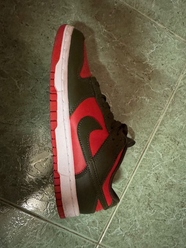 Zapatillas Nike Dunk Marrón y Rojo