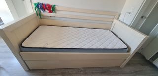 Cama nido de madera blanca
