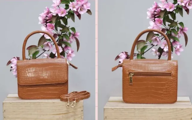 Bolsos de mano rosa y lila