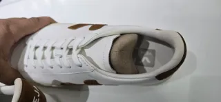 Zapatillas Veja Blancas y Marrones