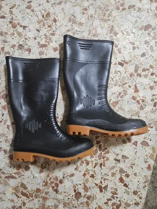 Nuevas! Botas de agua Panter. Talla 43