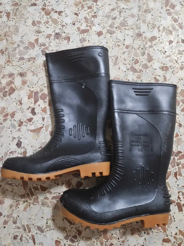 Nuevas! Botas de agua Panter. Talla 43