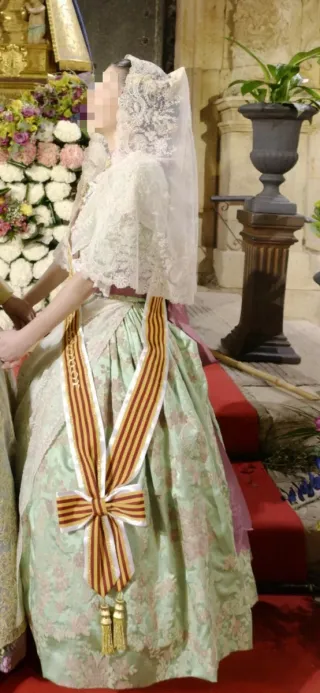 Traje de Fallera espectacular