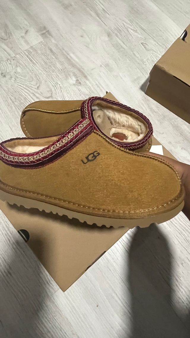 UGG Tazz Marrones