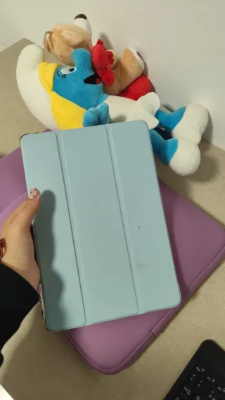 Lenovo Tab M10 Plus 3ª Gen 128GB con app piratas