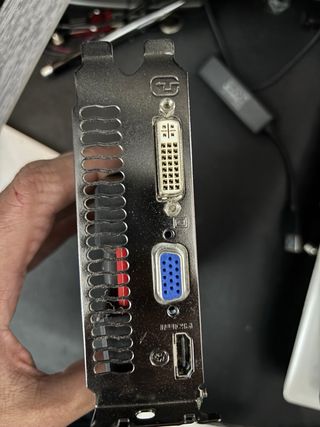 Tarjeta Gráfica ASUS 1GB HDMI