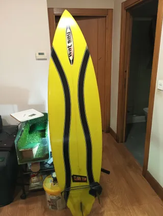 Tabla de surf amarilla Wat Say