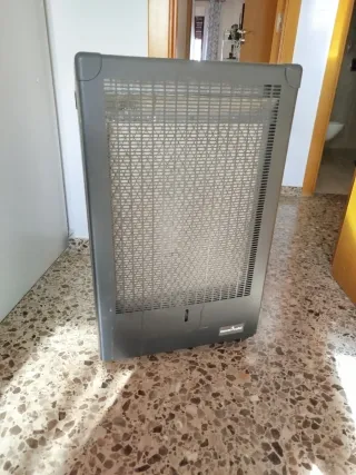 Estufa Newpol Negra/Gris