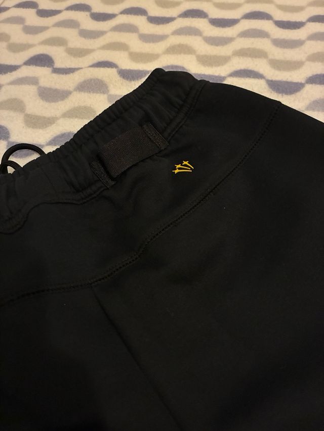 Pantalones Nike Tech Fleece Nocta Negro Amarillo