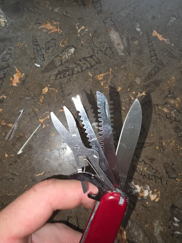 Navaja Multiusos 12 en 1