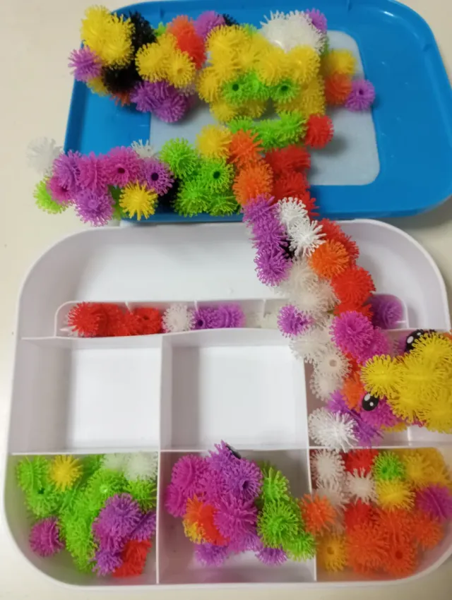 Caja de Bunchems con accesorios