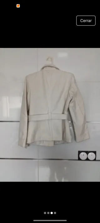 Chaquetón blanco mujer con cinturón