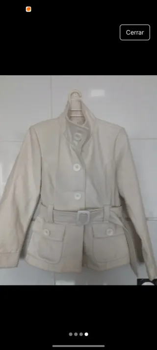 Chaquetón blanco mujer con cinturón