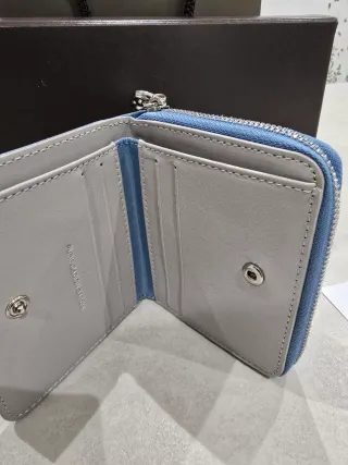 Cartera Purificacion Garcia azul plateada