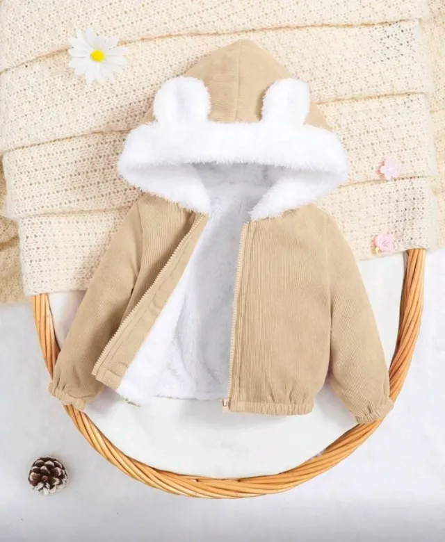 Abrigo bebé con capucha y orejas