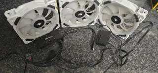 Ventoinhas PC Corsair RGB Brancas