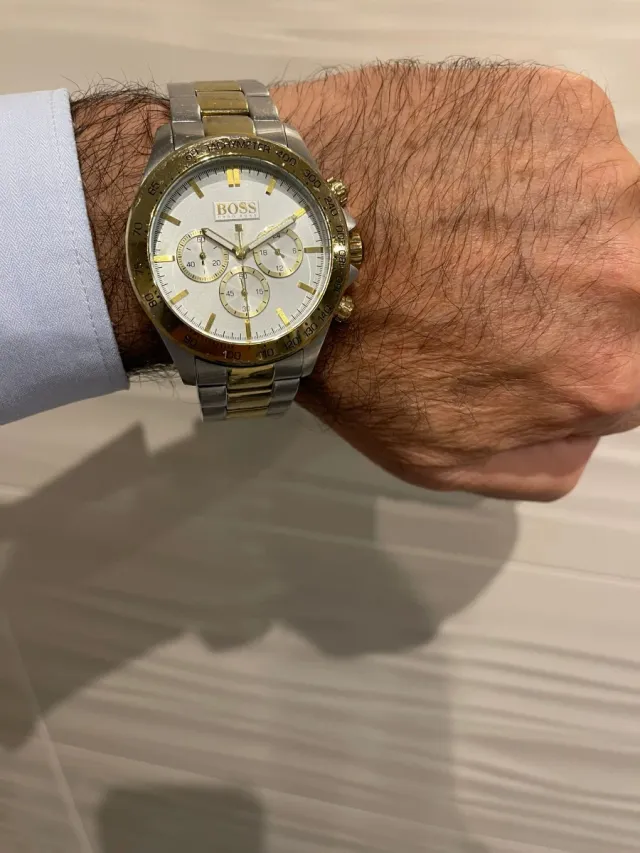 Reloj Boss Cronógrafo Acero y Oro