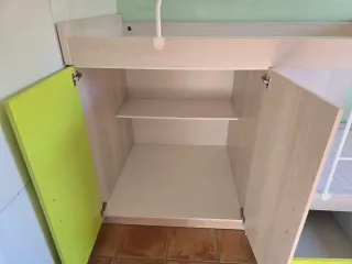 Litera con armario y cajones