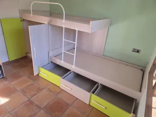 Litera con armario y cajones