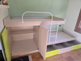 Litera con armario y cajones