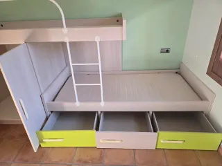Litera con armario y cajones