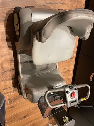 Scooter moto mayores movilidad discapacidad