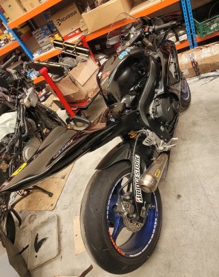 Suzuki GSXR 600 K7 Circuito