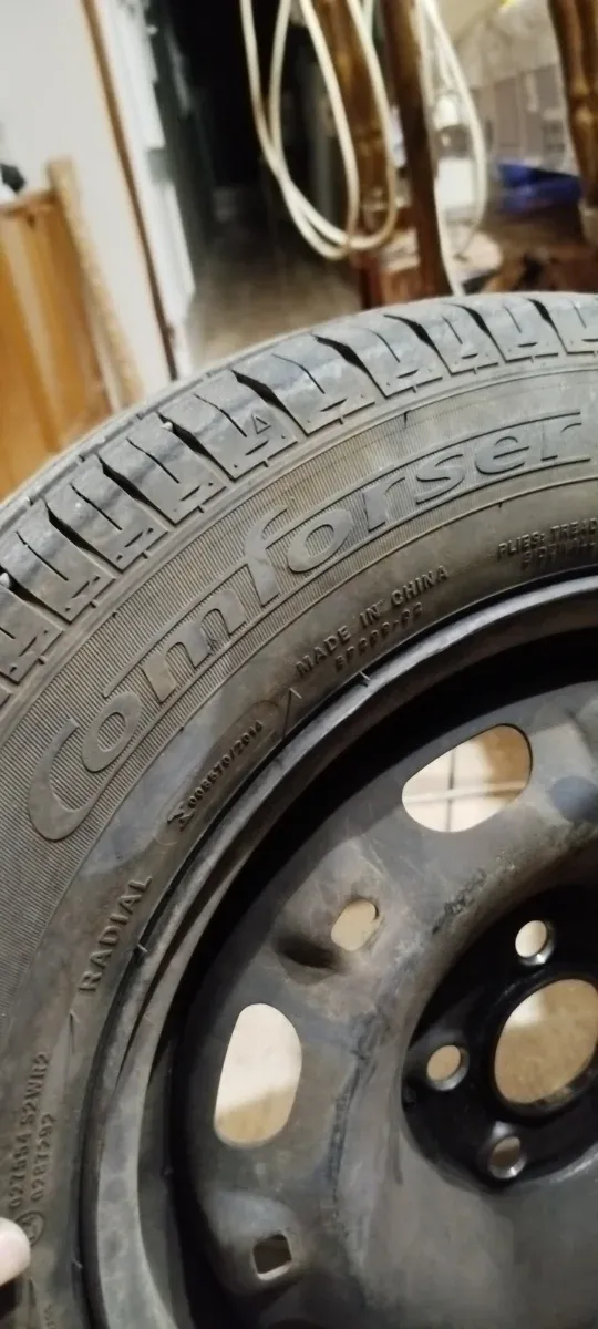 Coppia di ruote per auto