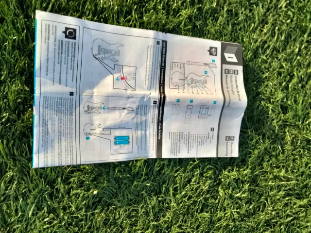 Guitar Hero Live PS4 con chitarra