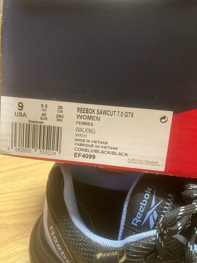 Zapatillas Trail Reebok Negras y Azules gorotex