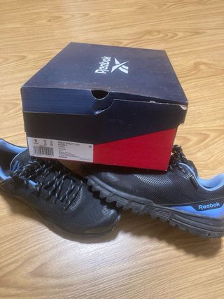 Zapatillas Trail Reebok Negras y Azules gorotex