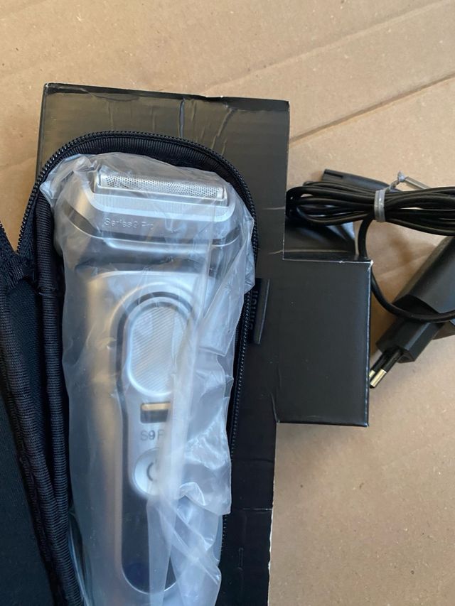 Braun Series 9 Pro 9417s Rasoio Elettrico