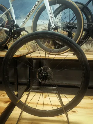 Ruedas Mavic Cosmic Elite Carbón