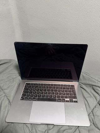 MacBook Air 15” M2