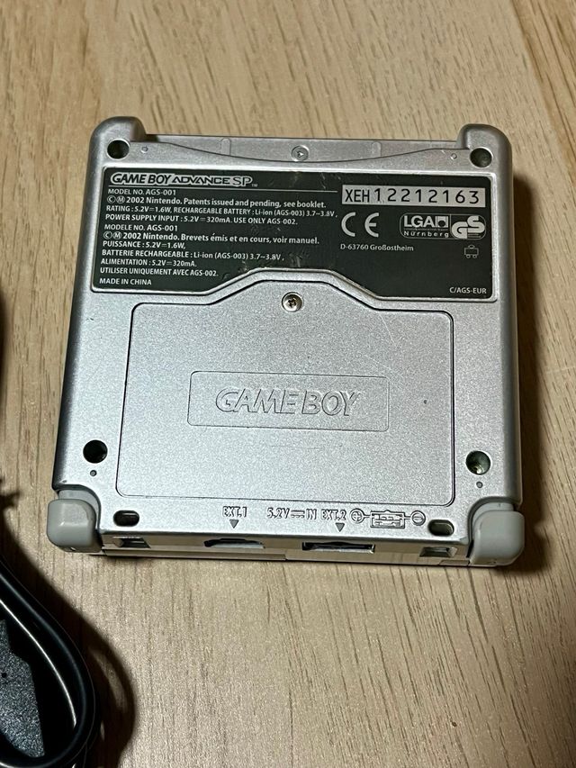 Nintendo Game Boy Advance SP Prata