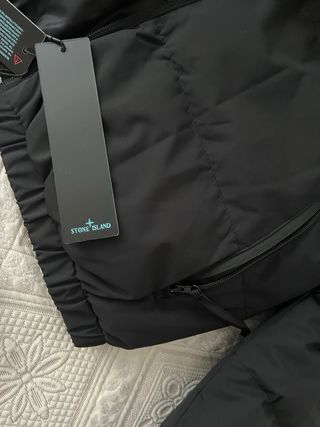 Abrigo Stone Island Negro