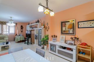 Piso en venta en Alcaravaneras en Palmas de Gran Canaria(Las)