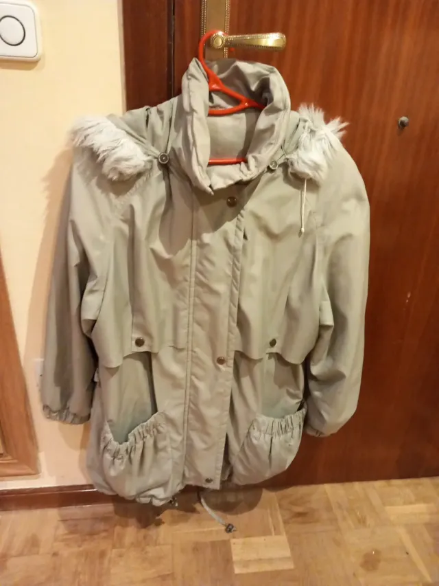 Chamarra verde Talla 44