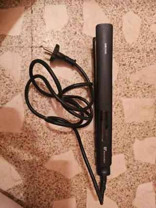 Ferri da stiro per capelli neri